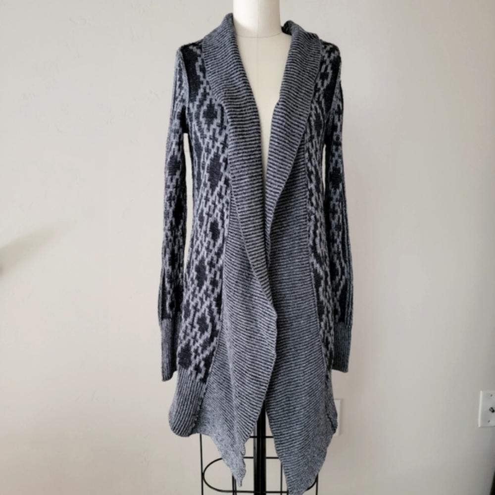 Kaisely Sweater Size XS